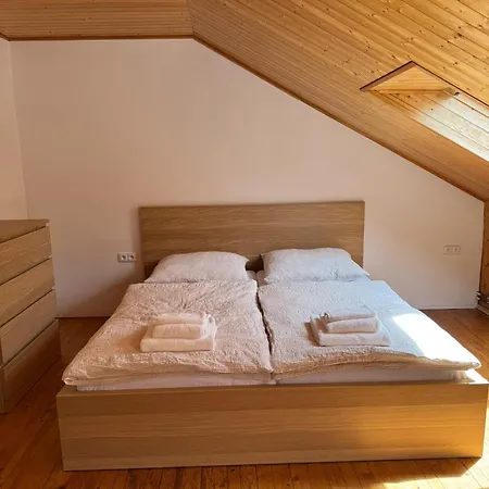 Sklep 33e Apartmán Hrusky (Breclav)