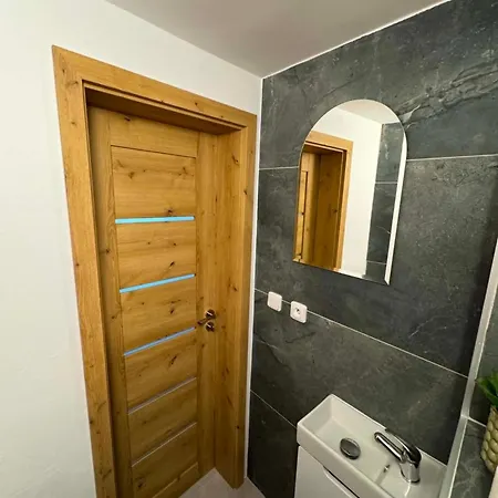 Apartmán Sklep 33e *